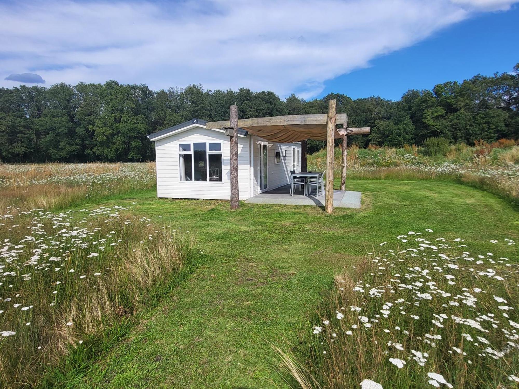 Hoeve Twente - De Bonte Specht Vila Heythuysen Exterior foto